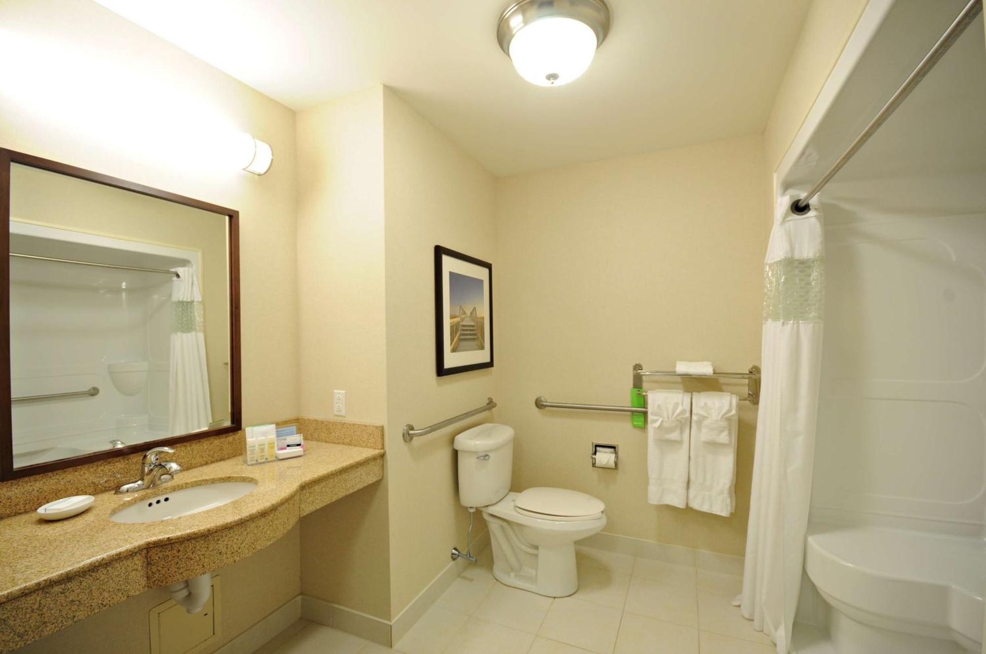 Hampton Inn & Suites Saint John Eksteriør billede