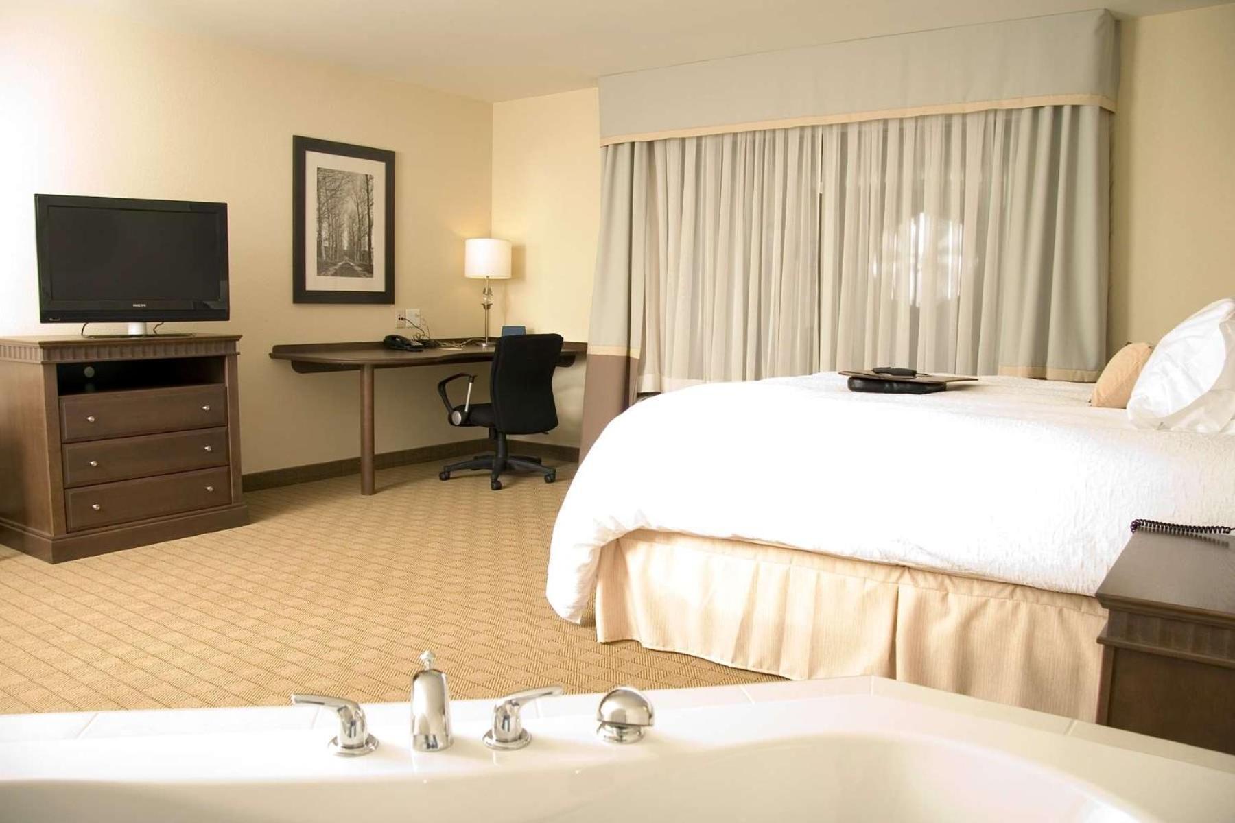 Hampton Inn & Suites Saint John Eksteriør billede