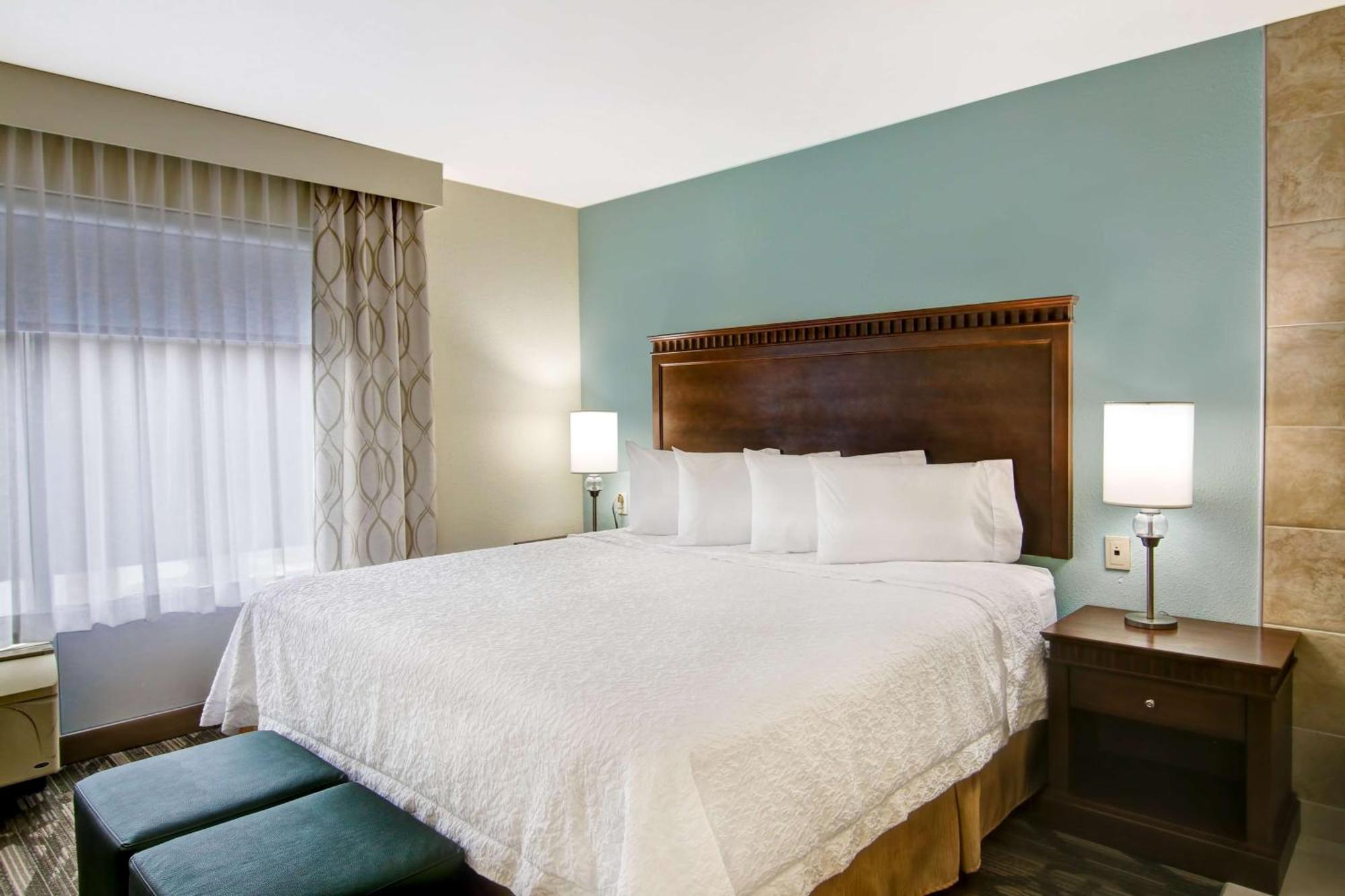 Hampton Inn & Suites Saint John Eksteriør billede