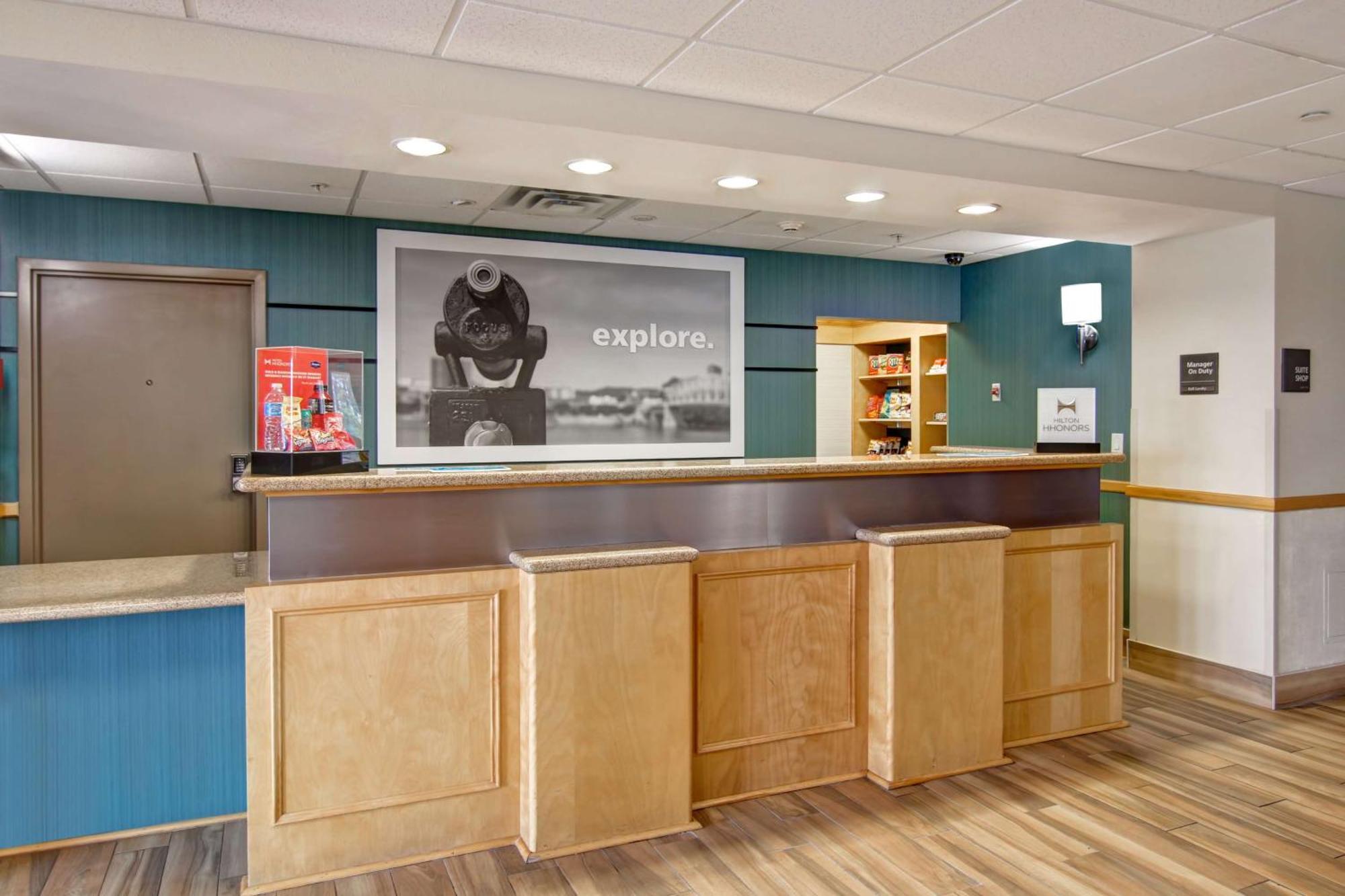 Hampton Inn & Suites Saint John Eksteriør billede